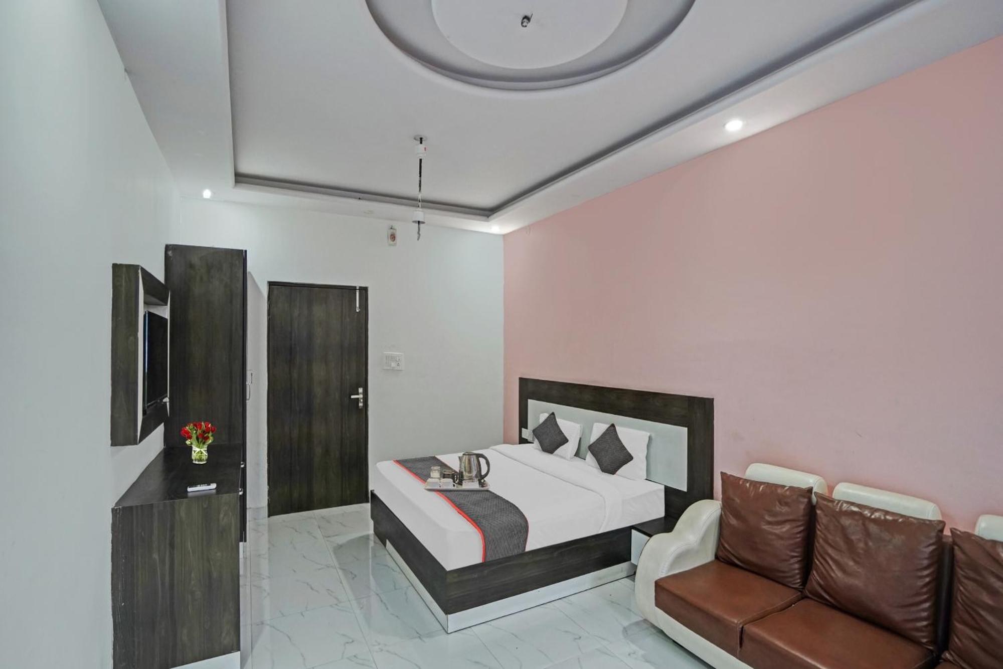 Collection O Rajvanshi Paradise Gurgaon Zewnętrze zdjęcie