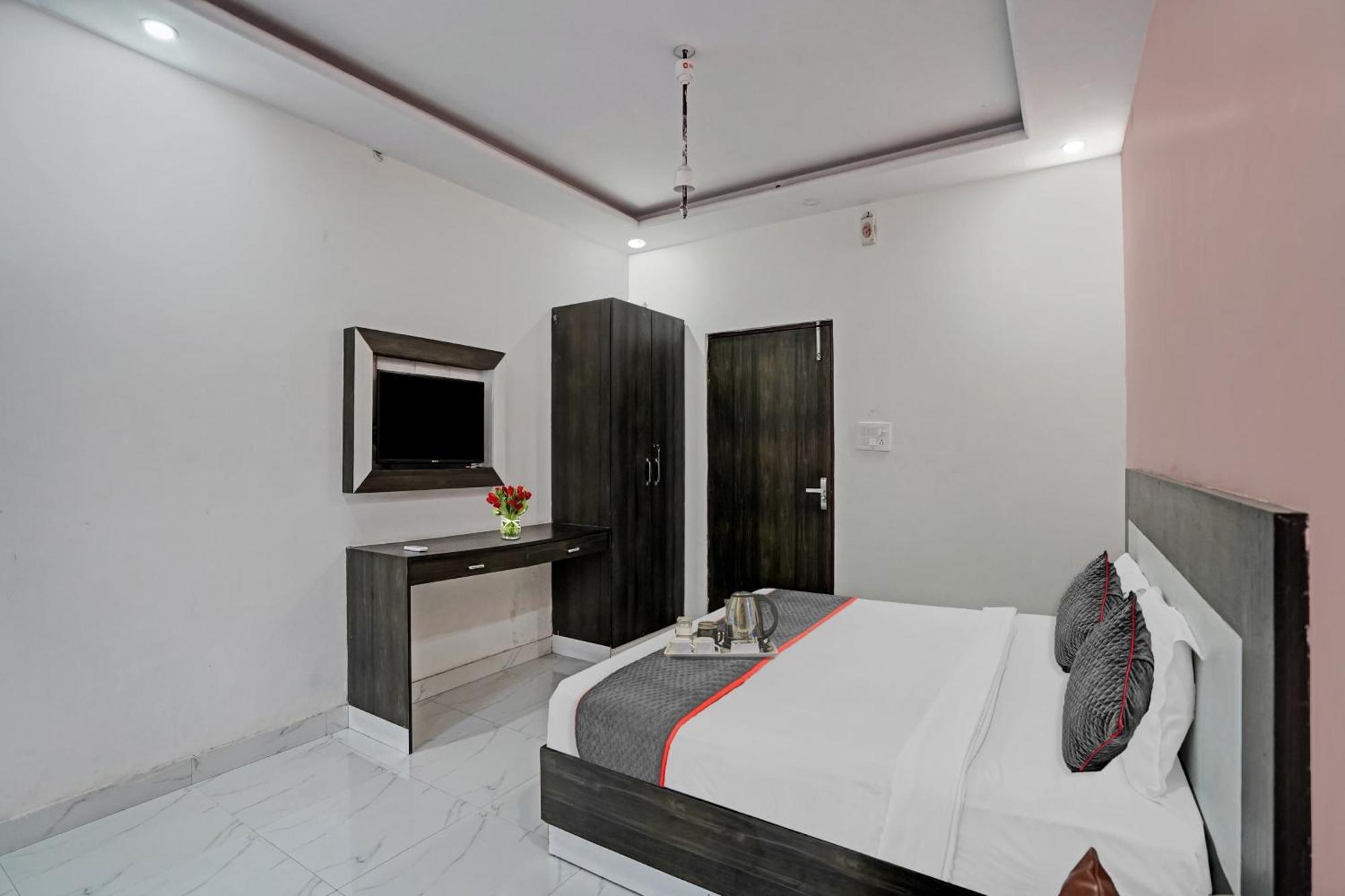 Collection O Rajvanshi Paradise Gurgaon Zewnętrze zdjęcie
